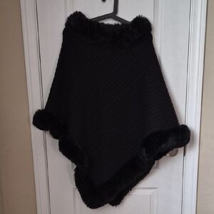 Pretty Persuasions Black Fur-Trimmed Poncho